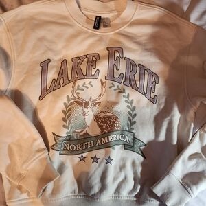 H&M Cream Sweater with Graphic Print